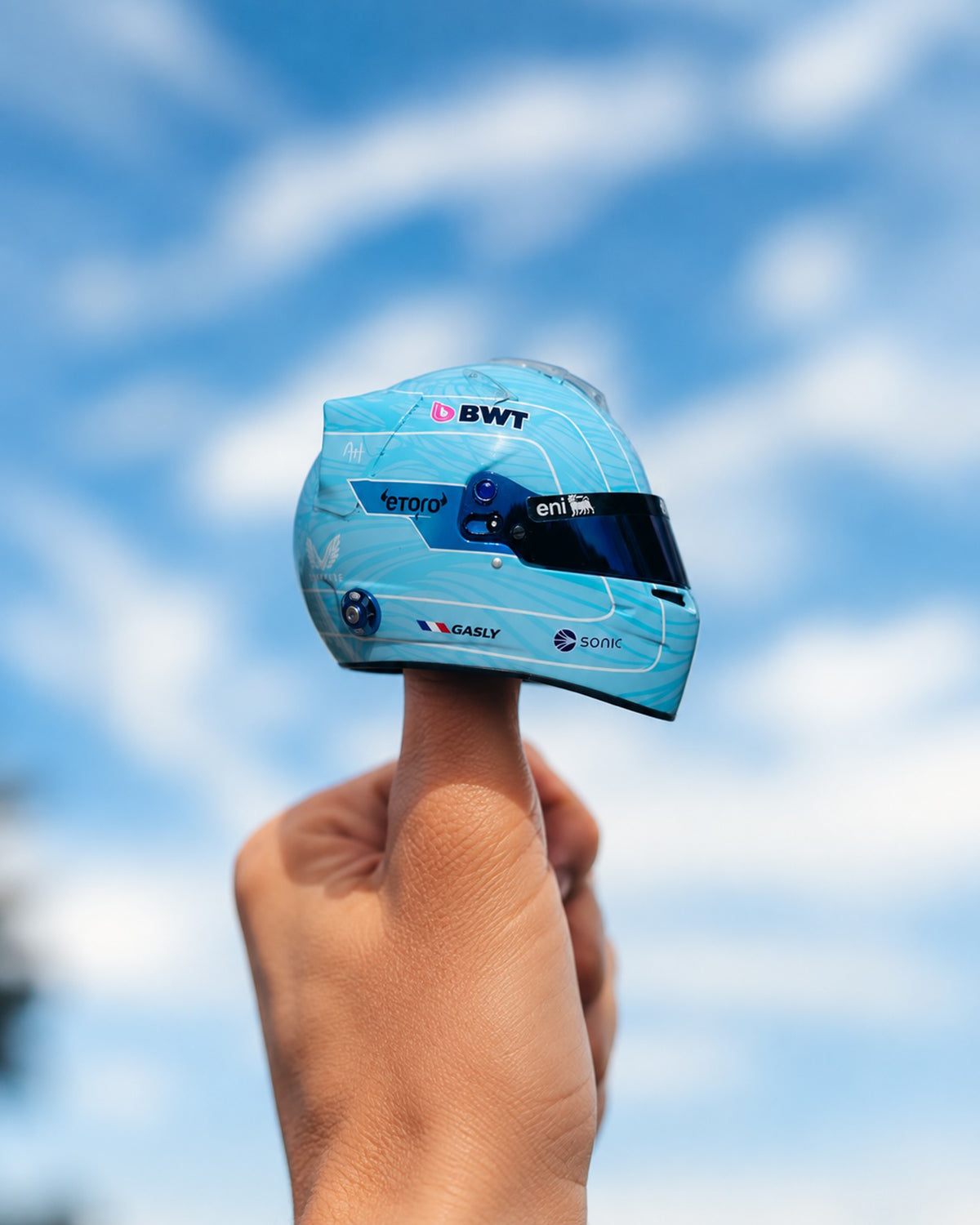 1:5 SCALE 2026 SEASON MINI HELMET